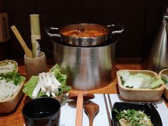 -独食火锅·半米屋台(直营总店)