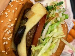 波特菇牛肉特堡-The Habit Burger Grill 哈比特汉堡(世博店)