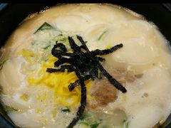 年糕牛骨汤-神仙雪浓汤(明洞店)