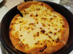 奶香芝芝多多披萨（小装铁盘）-必胜客(WOW中心城店)