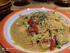 -半步颠小酒馆(爱琴海店)