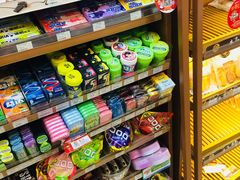 -全家便利店(秀沿路店)