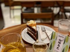 白桃乌龙-DECAMERON十日谈(卓悦汇店)