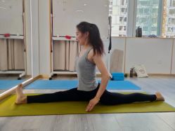 -亚太瑜伽普拉提学院