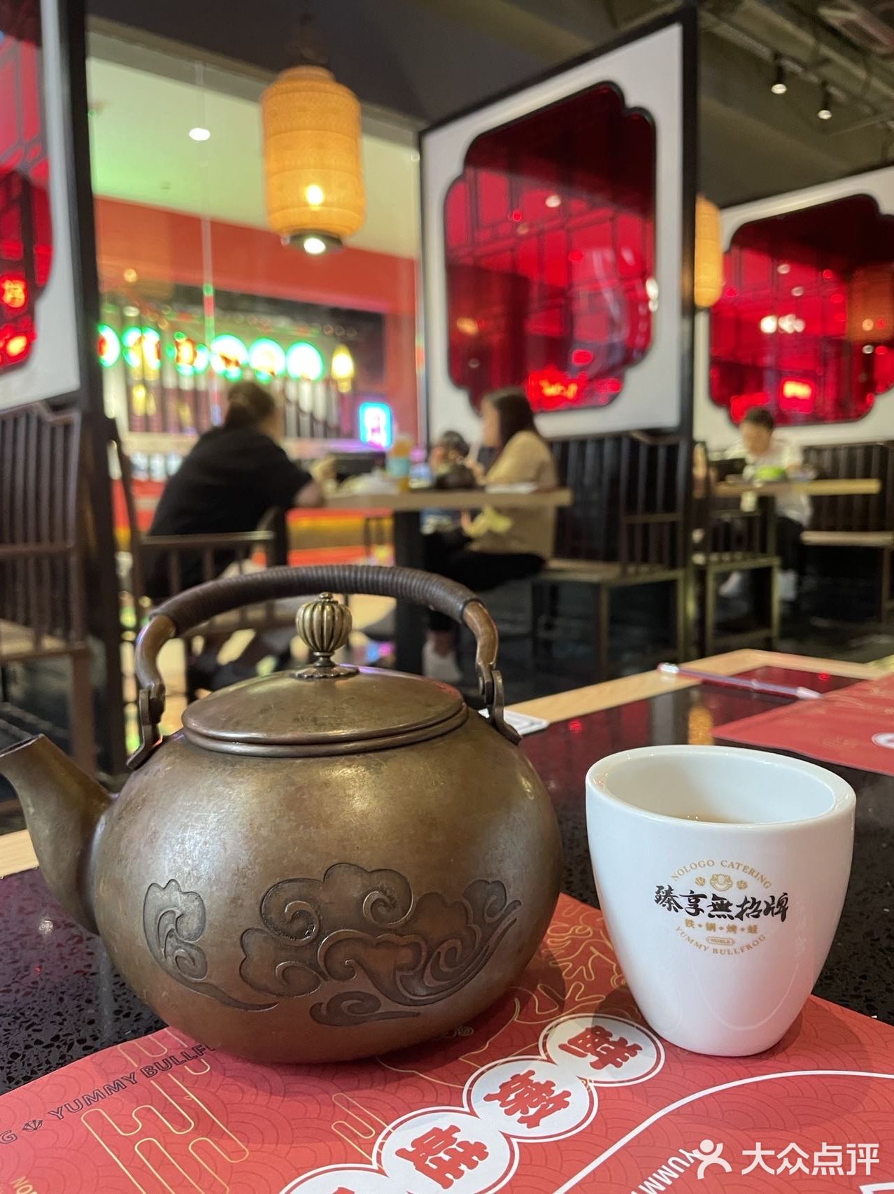 开平探店|吃蛙首选——臻享無招牌铁锅烤
