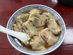 半菜半肉-古徽州馄饨店(宝安路店)