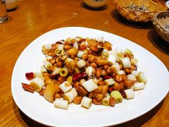 宫保鸡丁-泡椒食堂