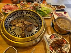 -汉江山料理级自助烤肉黑金冠(周口好吃城店)