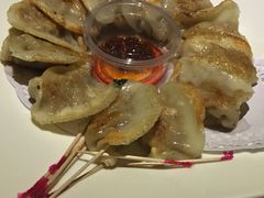 -百威KTV(恒福路店)