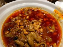 红烧肥肠煲-渝信川菜(西单店)