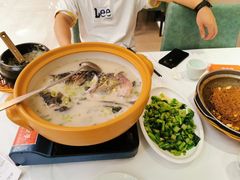 -饭怕鱼·黄焖鲟龙鱼(湖大店)