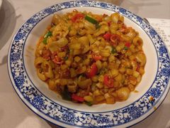 酸果炒肥肠-客家大院·非遗赣南客家菜(郁孤台店)