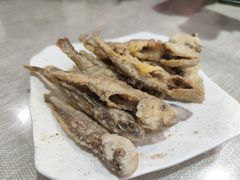 干炸小黄鱼-三姐妹饺子(东木头市店)