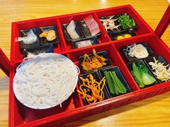传统过桥米线-勺子米线·云南传统小吃市集(四方街店)