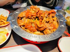 -胖哥俩肉蟹煲(济南世茂国际广场店)