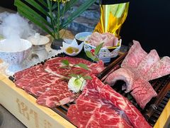 -铭牛烧肉·和牛海鲜自助(高新月牙湖店)