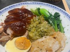 隆江猪脚饭-潮界(虹桥新天地店)