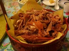 -闯关东东北农家菜(崂山石老人店)