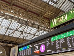 -维多利亚火车站