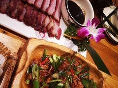 -老滇山寨•云南特色菜•地方菜•民族风情歌舞表演(金碧店)