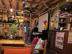 -月亮眼花园餐厅书吧酒吧