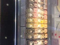 -红宝石·鲜奶小方·海派西点房(浦三店)