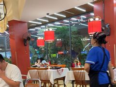 -刘姐啤酒鱼民族演艺餐厅(西街总店)