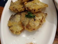 香炸野生鲳鱼-必点海鲜·鲅鱼水饺(鞍山西道店)