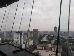 -Hi City·城市之巅