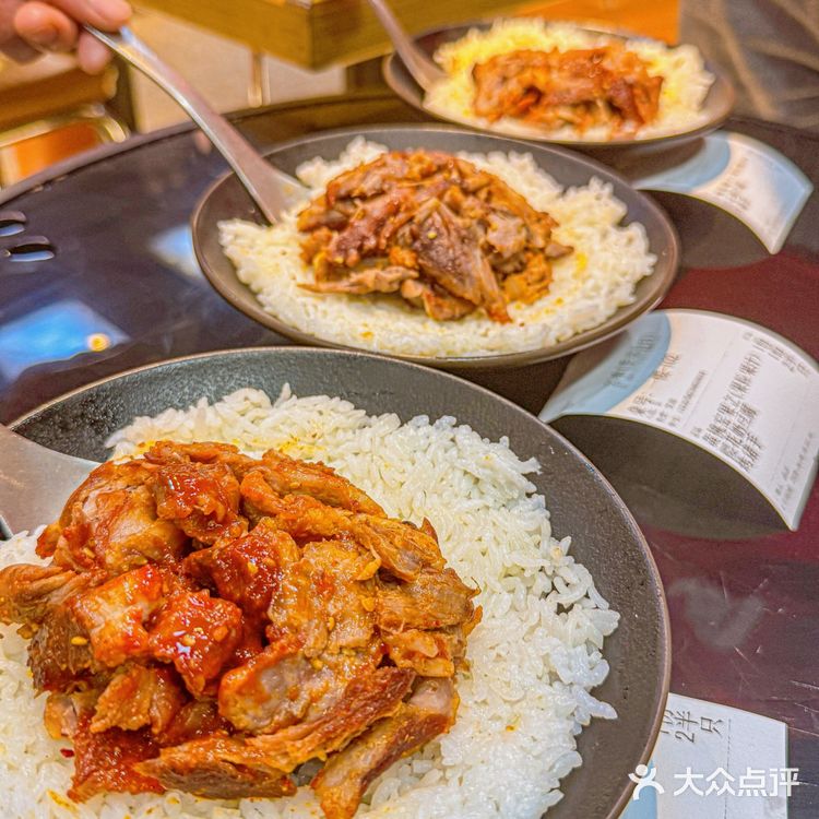 在青岛！！吃到了我的人生东北菜！！