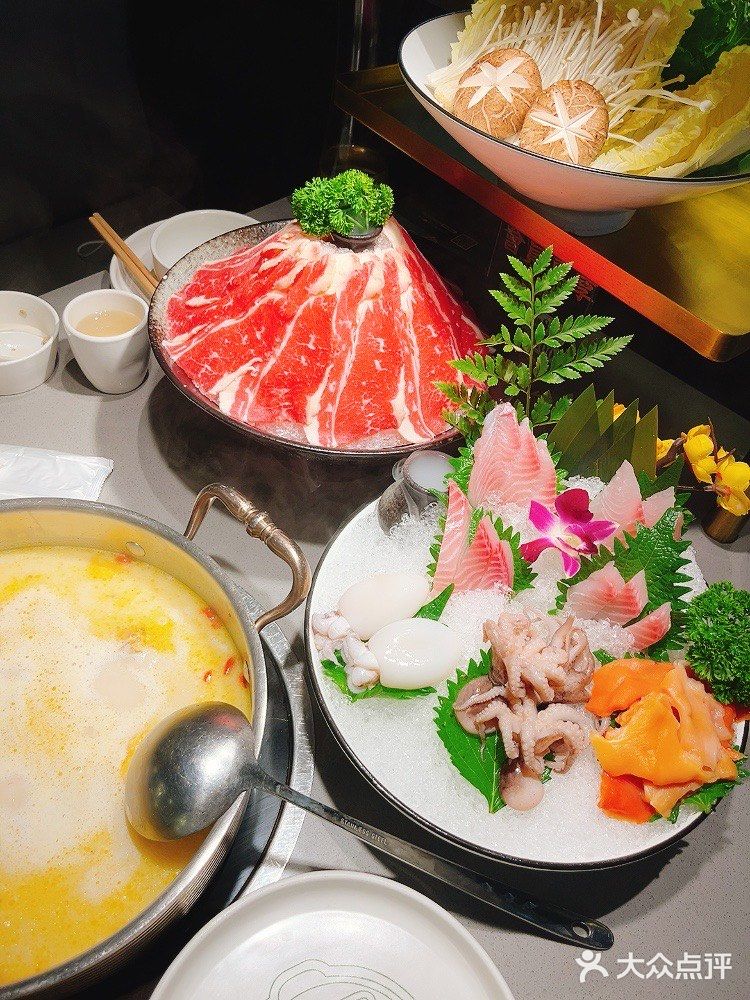 298的套餐，2大一小完全吃不了