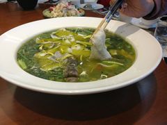 清一色煮鲈鱼-翠湖湾海鲜音乐餐厅