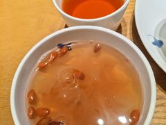 银耳汤-简小舍·民间手艺菜(武昌江滩店)