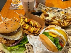 凤梨芝士牛肉堡-牛纽塔·牛人堡(群众路店)