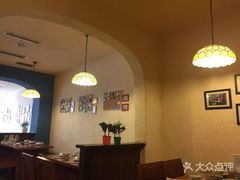 卡座-绝城芋儿鸡(犀浦旗舰店)