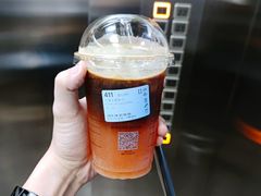 西柚冰萃咖啡-瑞幸咖啡(万科红立方大厦店)