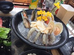 海鲜全家福-丽江庭院之爱在路上(西单店)