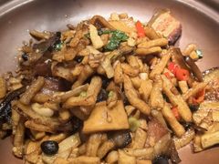 -渝乡辣婆婆·川菜 水煮鱼(中山西路店)