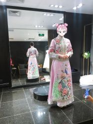 点击看大图 -GRACE KELLY婚纱与礼服(北京店)
