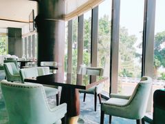 靠窗位-海湾壹品·粤菜·早茶·烤鸭(拱北店)