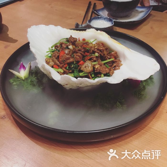 梧桐秋语园艺创意餐厅十八秒生爆牛肉图片 - 第1张