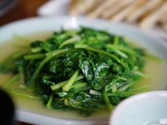 -金牌老碗时尚陕菜(王府井百货店)
