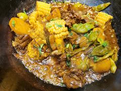 -鱼窝棚柴火铁锅炖(富山屯店)