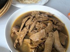 -天乐农家鱼头王(天目湖店)