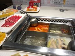 -海底捞火锅鲜切牛肉主题店(长寿路店)