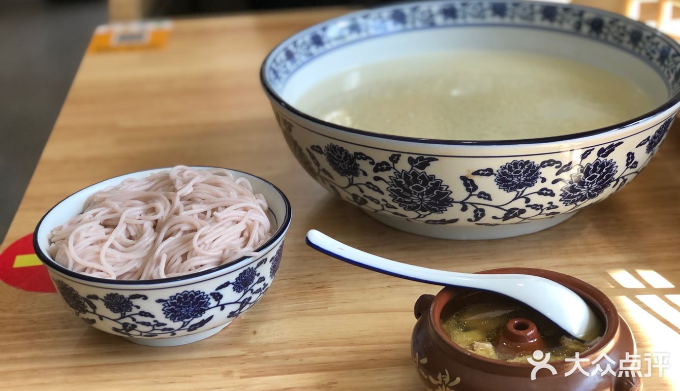 有桥的过桥米线