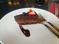 巧克力松露蛋糕-WOLFGANG PUCK KITCHEN & BAR(迪士尼小镇店)