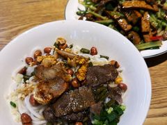 桂林卤菜米粉-牛八宝桂林米粉(八里庄店)