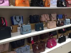 -唯品会(北京国瑞城店)