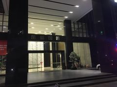 -LOGO眼镜·蔡司品牌折扣店(龙华清湖店)